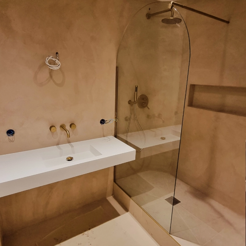 Salle de bain tendance 2026 : l’élégance des matières naturelles et du minimalisme haut de gamme